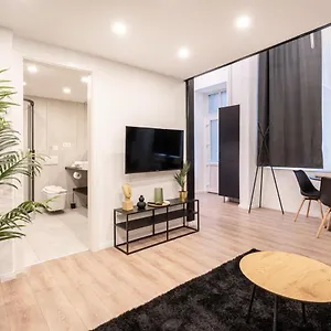 Appartement D24 - Historic Quarter Design Loft - Location By Bqa, Boedapest